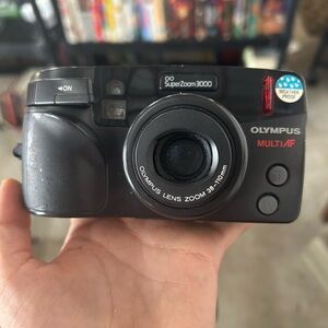 Olympus SuperZoom 3000 35mm camera